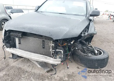 2011 Audi Q5 Premium z USA, uszkodzony, nr VIN WA1CFAFP5BA100141